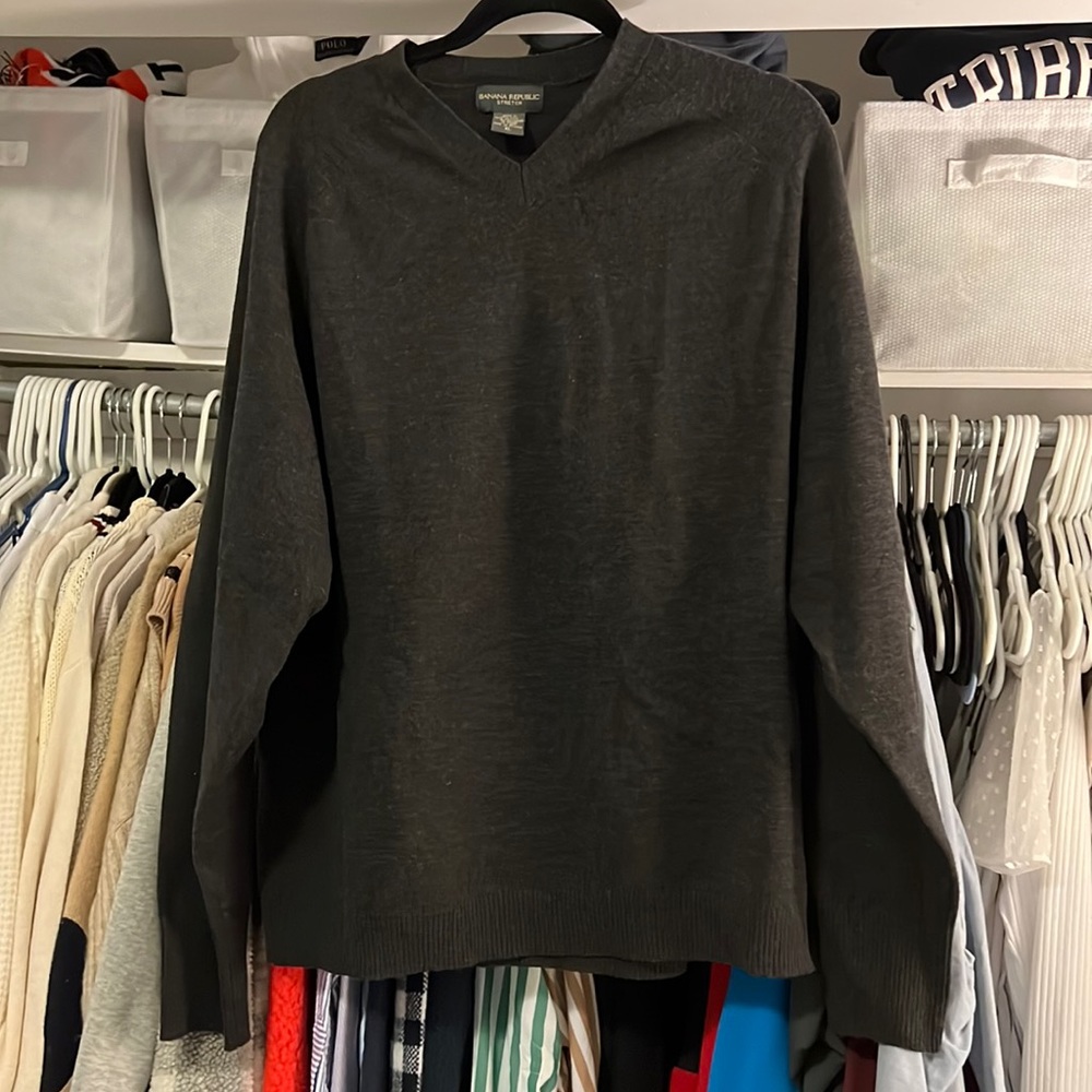 Banana republic v-neck sweater